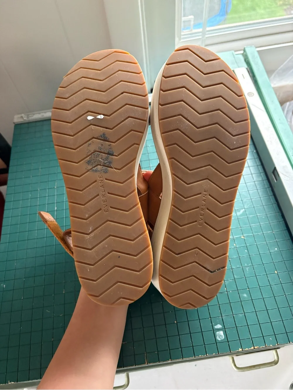 Everlane Tan Leather Double-Strap Sandals - size 8 - Picture 4 of 5